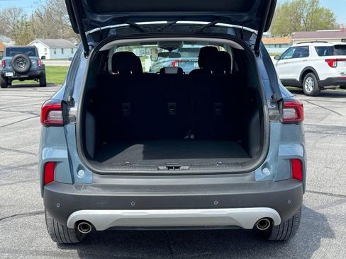 Used 2023 Ford Escape Active w/ Tech Pack #2 AWD/4WD image 5