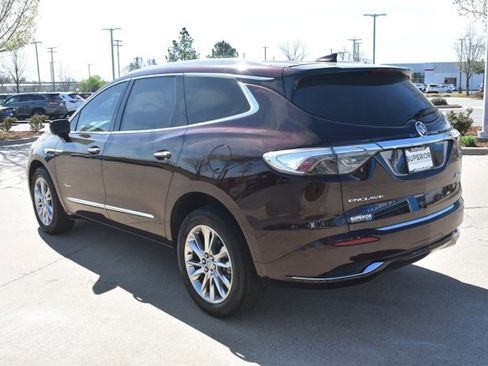 Used 2023 Buick Enclave Avenir w/ Avenir Technology Package FWD image 8