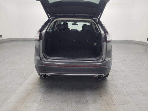 Used 2017 Ford Edge Titanium w/ Technology Package image 29