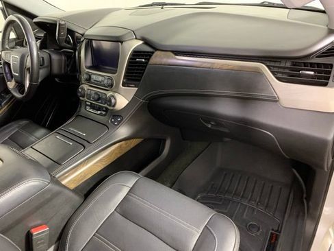 Used 2018 GMC Yukon XL Denali w/ Open Road Package AWD/4WD image 8