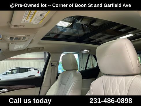 Used 2021 Buick Envision Avenir w/ Technology Package II AWD/4WD image 13