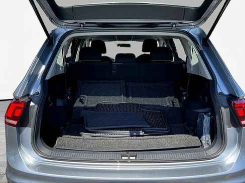 Used 2022 Volkswagen Tiguan S FWD image 26
