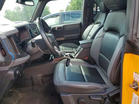 Used 2021 Ford Bronco Black Diamond AWD/4WD image 7