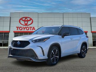 Used 2022 Toyota Highlander XSE video 1