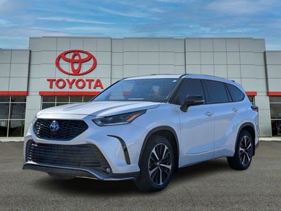 Used 2022 Toyota Highlander XSE
