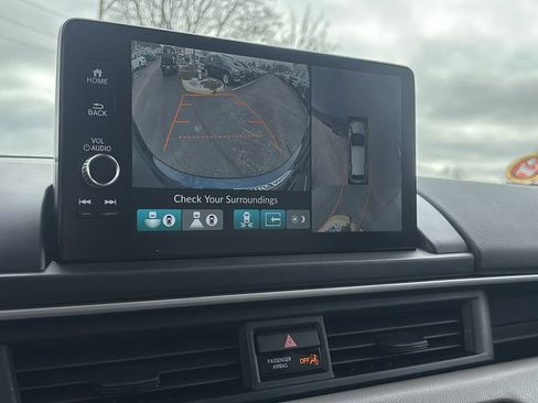 Used 2024 Honda Pilot Elite image 22