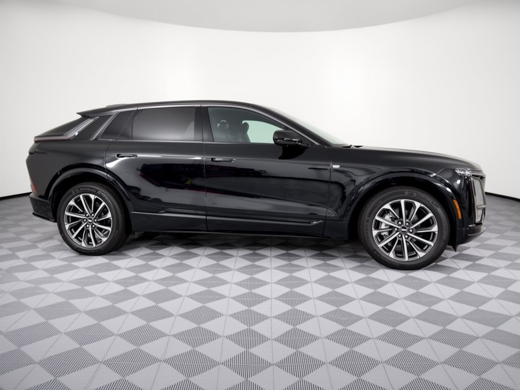 Certified 2024 Cadillac Lyriq Sport AWD/4WD image 8