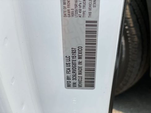 Used 2026 RAM ProMaster 2500 w/ Convenience Group FWD image 28