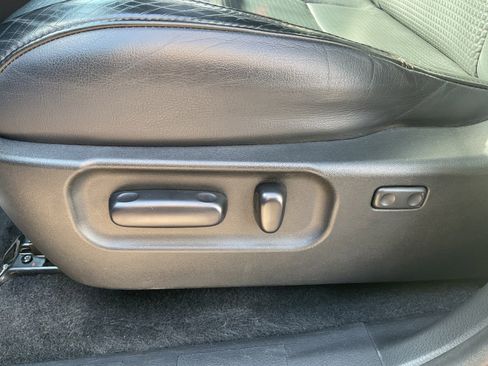 Used 2020 Toyota Tacoma TRD Off-Road w/ TRD Premium Off Road Package image 23