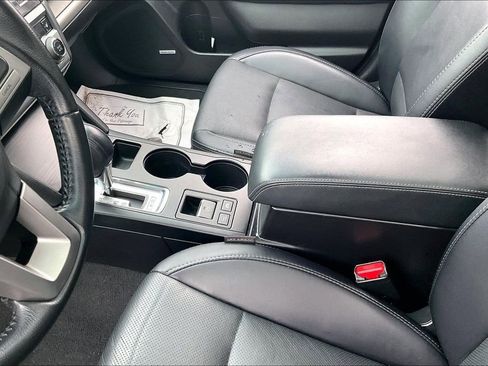 Used 2017 Subaru Outback 2.5i Limited w/ Popular Package #5 image 20