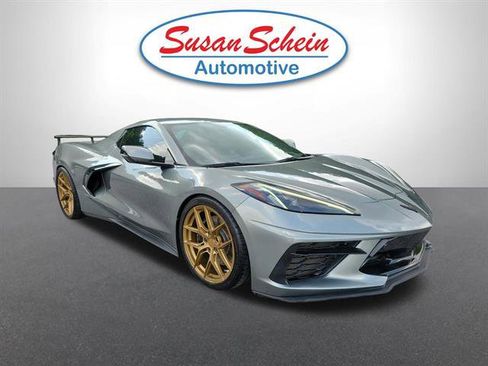 Used 2022 Chevrolet Corvette Stingray Premium Conv w/ Z51 Performance Package RWD image 21