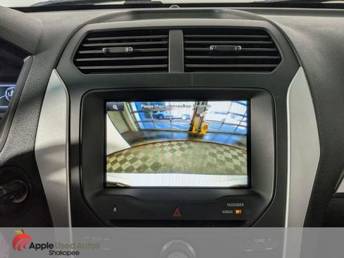 Used 2011 Ford Explorer XLT w/ 202A Rapid Spec Order Code AWD/4WD image 24