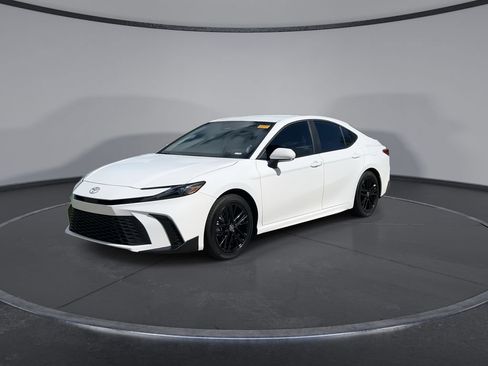 Certified 2026 Toyota Camry SE w/ Convenience Package FWD image 4