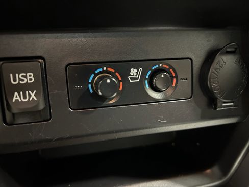 Used 2017 Toyota 4Runner Limited AWD/4WD image 20