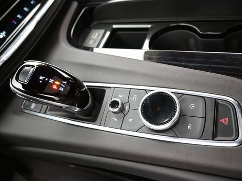 Certified 2024 Cadillac Escalade Sport w/ Touring Package image 28