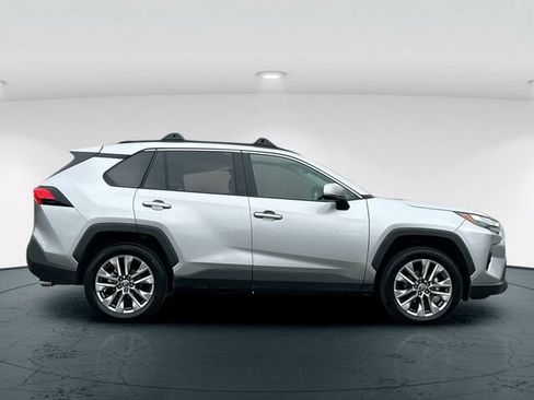 Used 2024 Toyota RAV4 XLE Premium w/ Weather Package FWD image 7