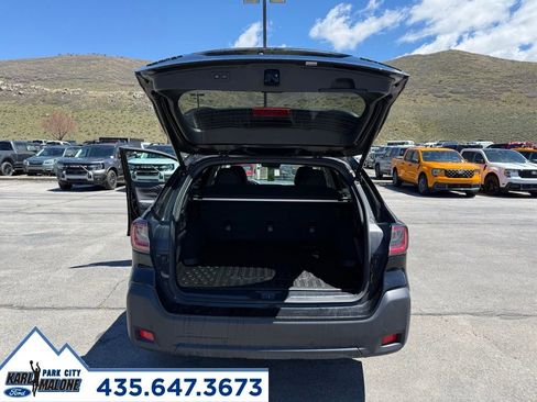 Used 2025 Subaru Outback Onyx Edition AWD/4WD image 30