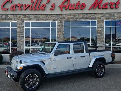 Used 2022 Jeep Gladiator Overland w/ Popular Equipment Package