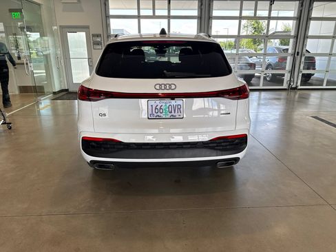 Used 2025 Audi Q5 Premium Plus AWD/4WD image 6