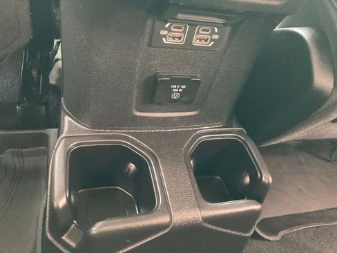 Used 2023 Jeep Wrangler Rubicon w/ Cold Weather Group AWD/4WD image 18