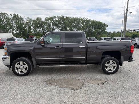 Used 2015 Chevrolet Silverado 2500 LTZ w/ LTZ Plus Package AWD/4WD image 5