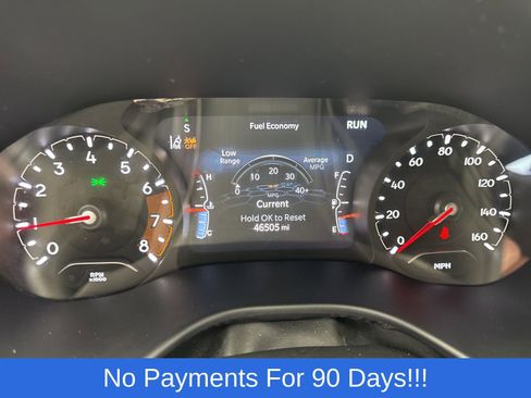 Used 2023 Jeep Compass Latitude image 8