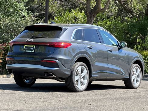 Certified 2025 Audi Q5 Premium w/ Premium Plus AWD/4WD image 8