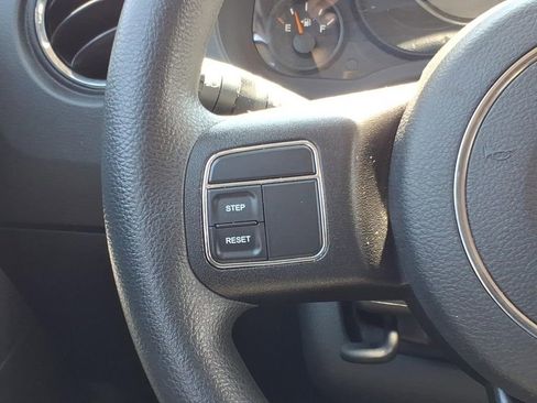 Used 2016 Jeep Compass Sport FWD image 16