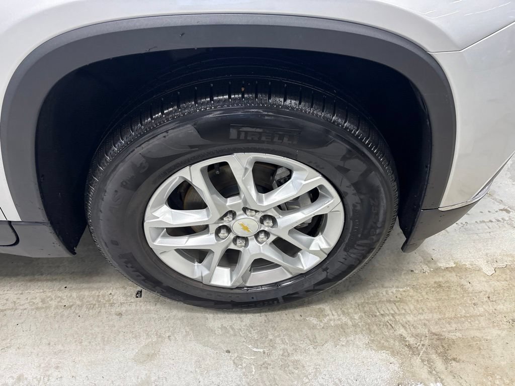 Used 2020 Chevrolet Traverse LT FWD image 4