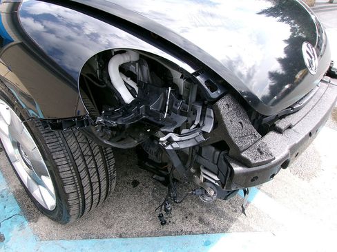 Used 2016 Volkswagen Beetle 1.8T SEL image 3