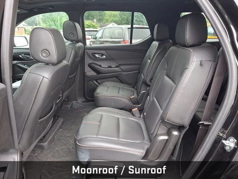 Used 2023 Chevrolet Traverse RS w/ LPO, Floor Liner Package AWD/4WD image 13
