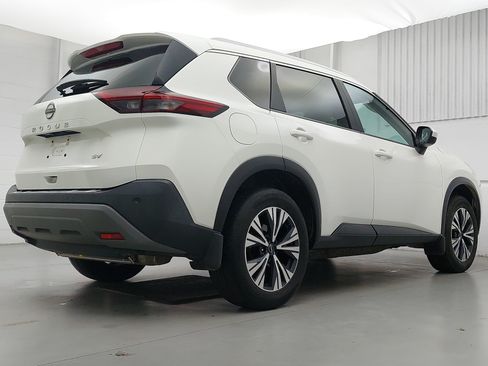 Used 2023 Nissan Rogue SV w/ SV Premium B Package FWD image 7