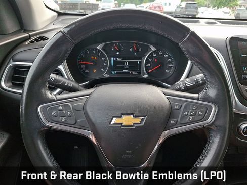 Used 2018 Chevrolet Equinox LT w/ Redline Edition AWD/4WD image 22