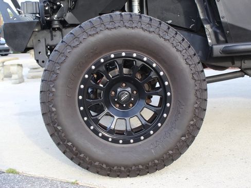 Used 2016 Jeep Wrangler Unlimited Sport AWD/4WD image 9