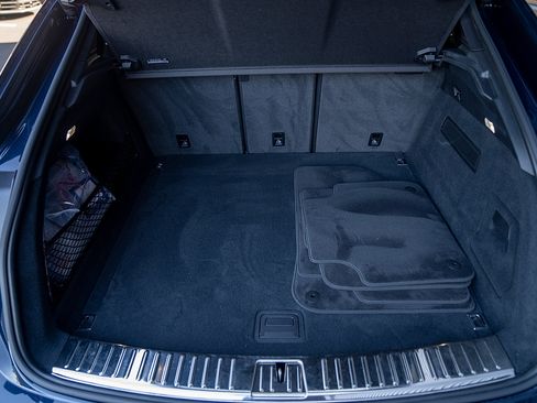 Certified 2025 Porsche Cayenne Coupe image 22