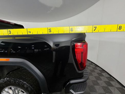 Used 2022 GMC Sierra 3500 Denali image 36