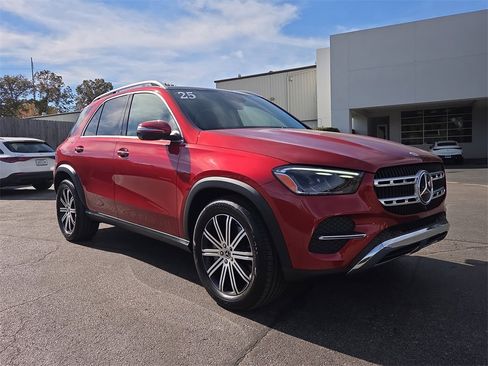 Certified 2025 Mercedes-Benz GLE 450e 4MATIC image 7