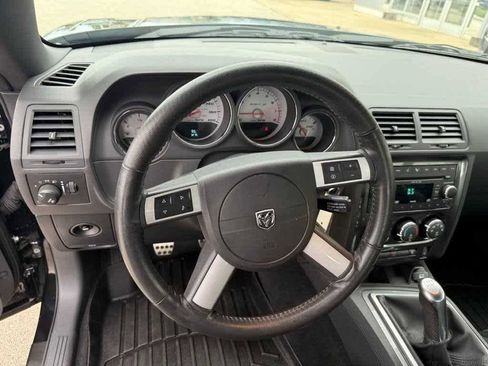 Used 2009 Dodge Challenger SRT8 w/ SRT Option Group II image 9