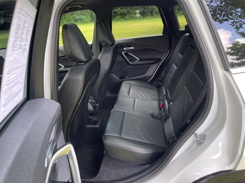 Used 2025 BMW X1 xDrive28i image 11