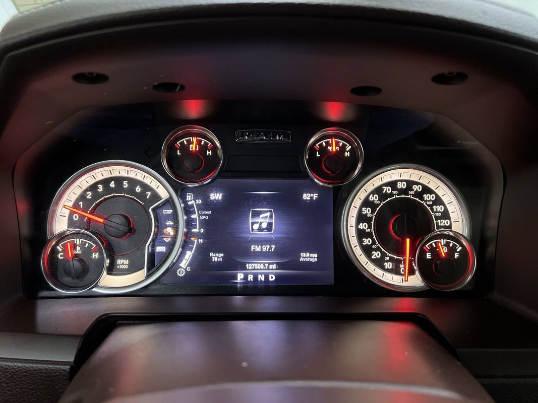 Used 2017 RAM 1500 Laramie w/ Convenience Group AWD/4WD image 19
