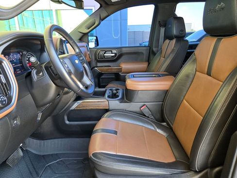 Used 2022 Chevrolet Silverado 1500 High Country AWD/4WD image 9