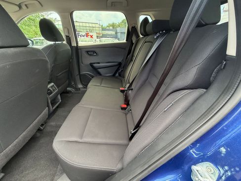 Used 2023 Nissan Rogue S FWD image 24