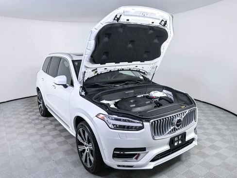 Used 2022 Volvo XC90 T6 Inscription w/ Advanced Package AWD/4WD image 32