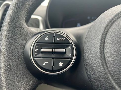 Used 2023 Kia Soul LX w/ Option Group 015 FWD image 26