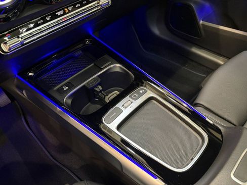 New 2026 Mercedes-Benz GLB 250 GLB 250 image 14