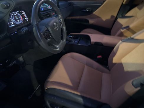 Used 2023 Lexus ES 350 w/ Premium Package FWD image 10