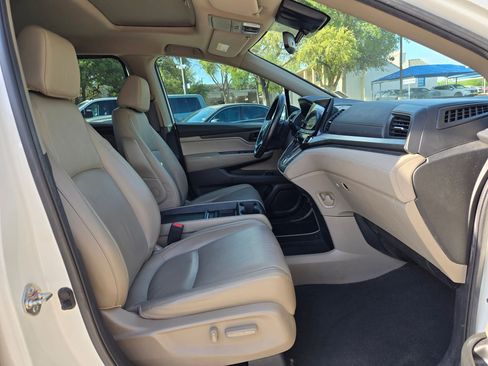 Used 2018 Honda Odyssey EX-L image 24