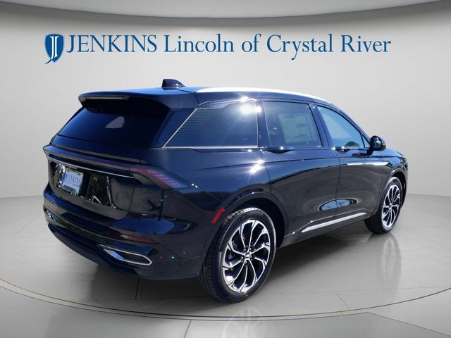 Certified 2024 Lincoln Nautilus Reserve AWD/4WD image 2