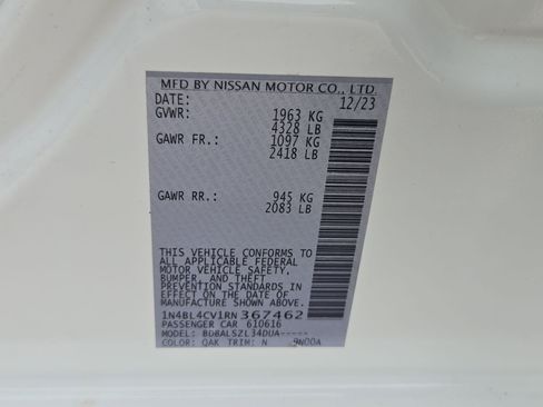 Used 2024 Nissan Altima 2.5 SR FWD image 32