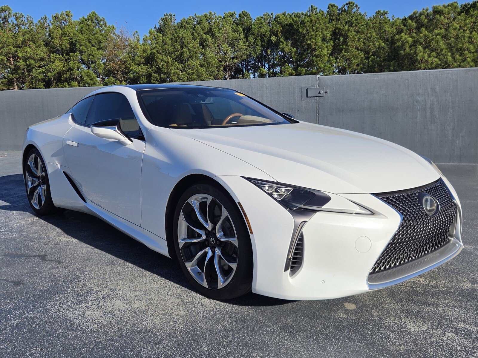 Used 2018 Lexus LC 500 Coupe w/ Performance Package RWD image 7